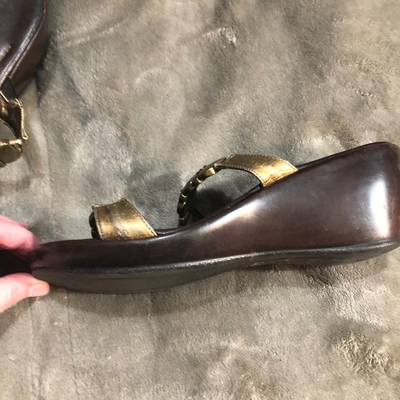Size 7 Bronzed wedge heels - Picture 3 of 6